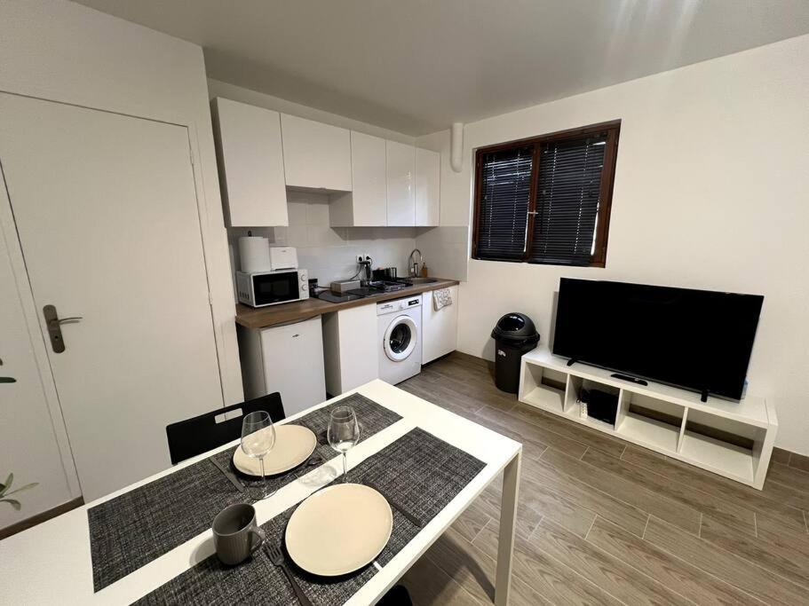 Appartement Proche Tramway Vitry-sur-Seine Eksteriør billede
